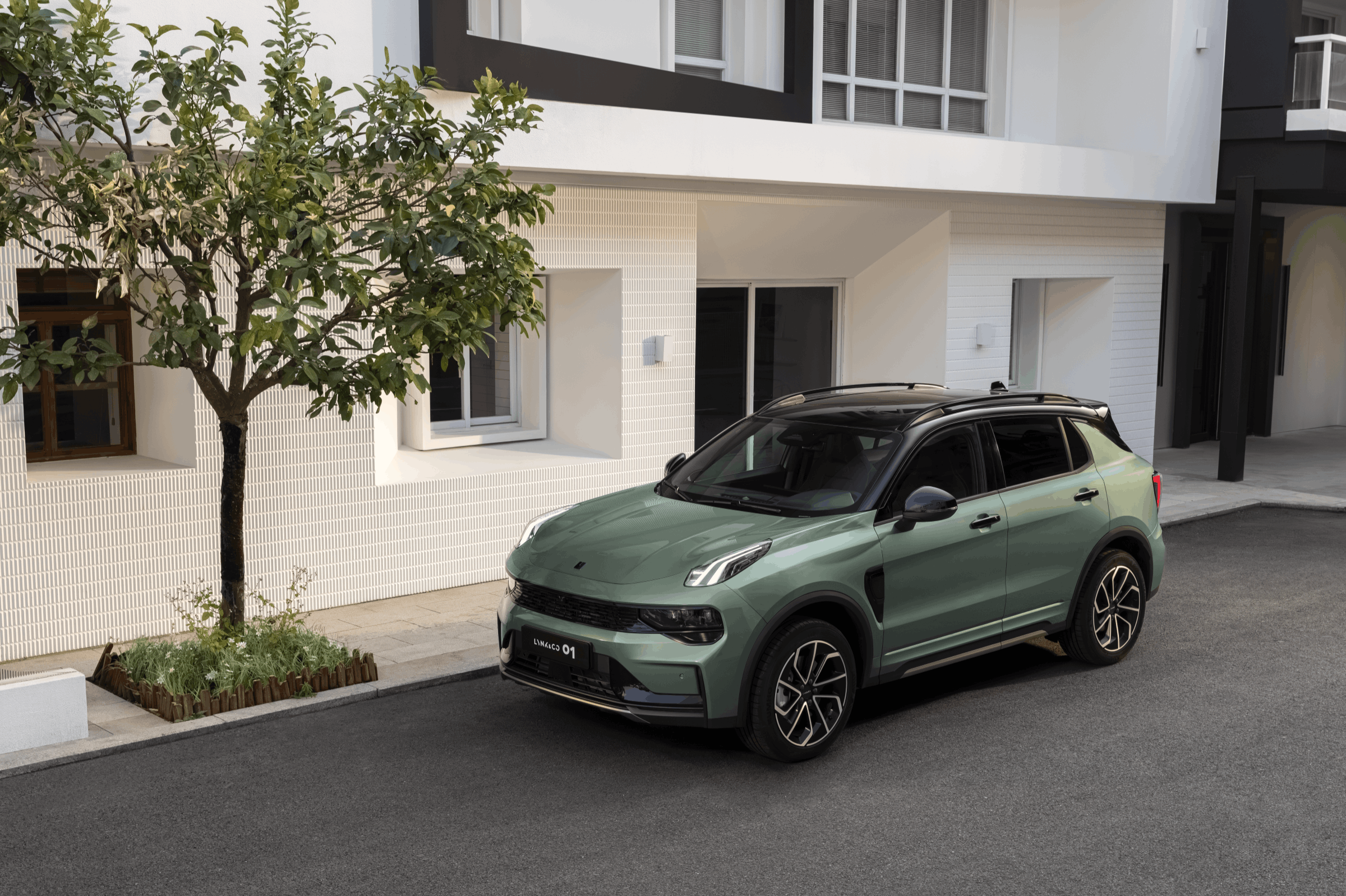Lynk & Co 01