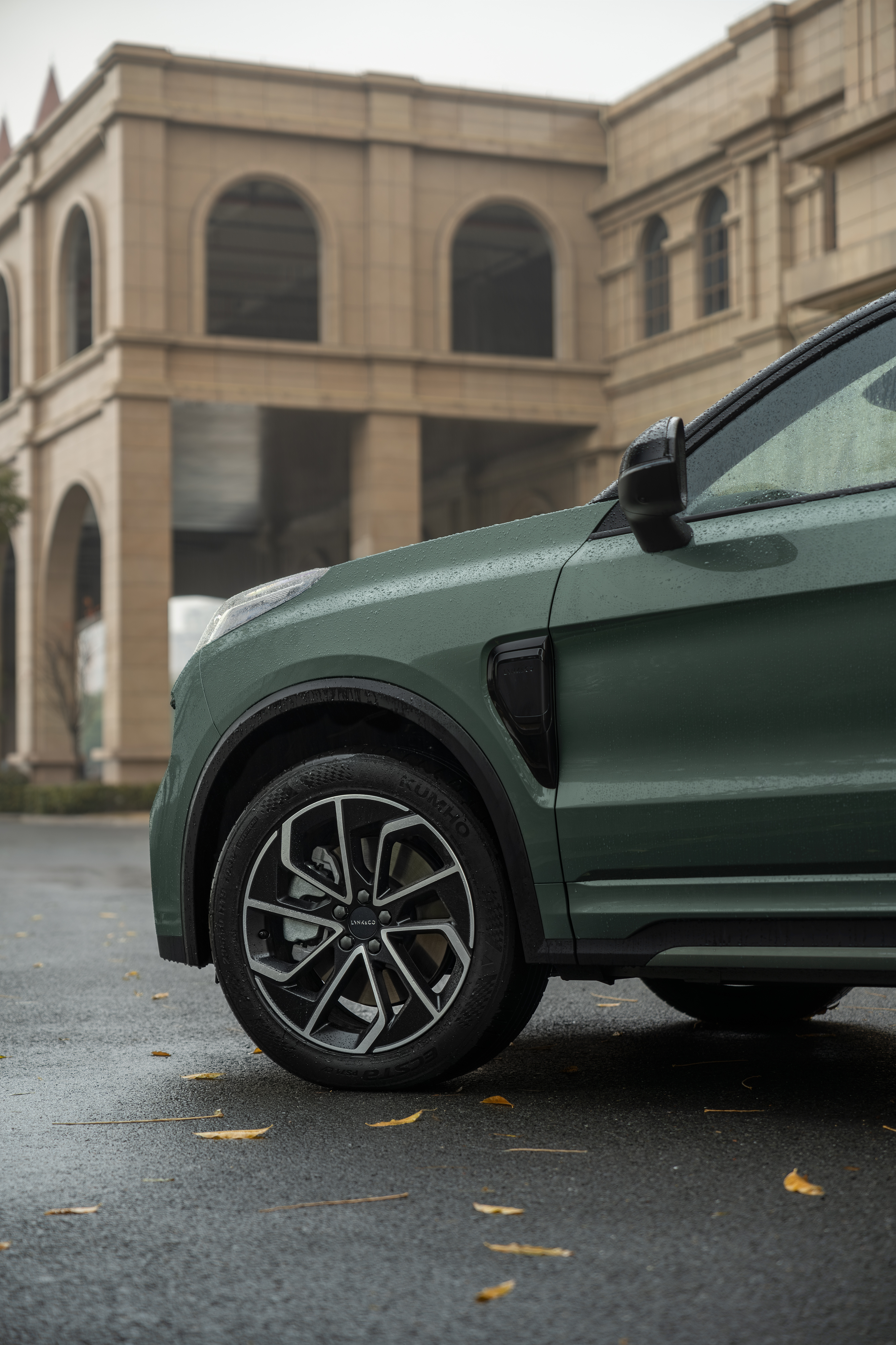 Galería Lynk & Co 01 - 1